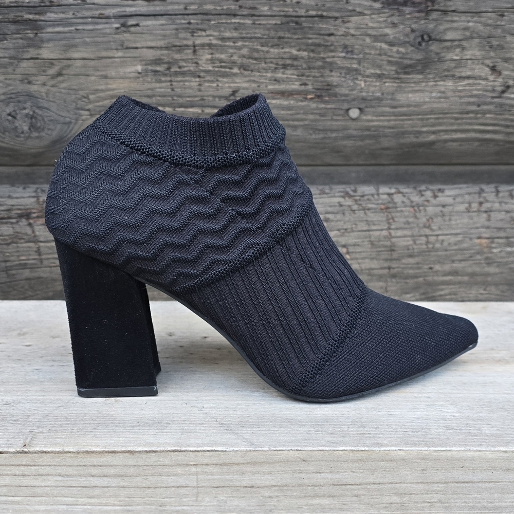 Impo Stretch Temma Modern Minimalist, Strech Knit Sock Booties 6.5M